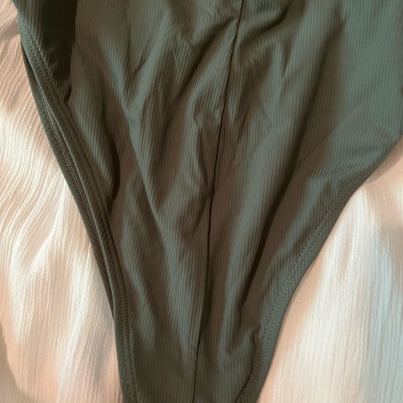 OLIVE GREEN LACE UP SCOOP BACK ONE PIECE BATHING SUIT - Picture 4 of 8